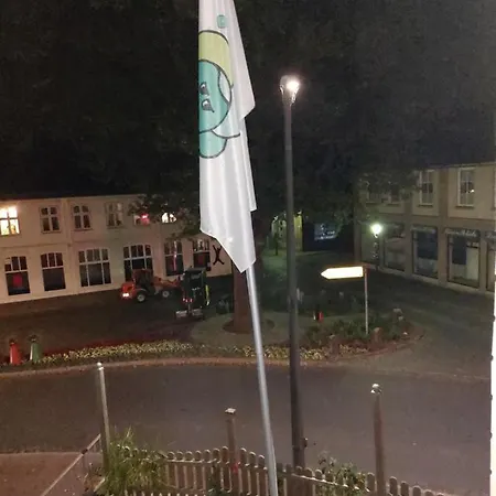 Holsteinisches Hauschen * Burg (Dithmarschen)