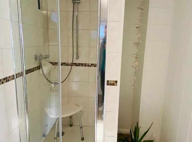 Holsteinisches Häuschen * Burg (Dithmarschen)